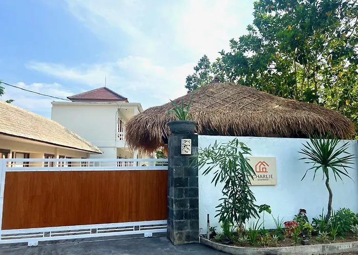 Charlie 3* Nusa Dua (Bali)